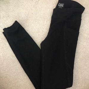 Athlete girls black leggings